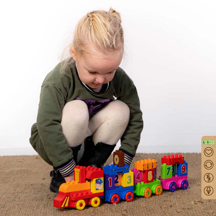 BiOBUDDi Train blocks works with Lego Duplo